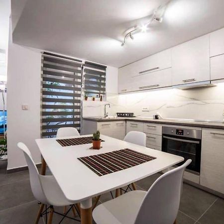 Brand New Aprt With Backyard In Lycabettus Hill ! Daire Atina Dış mekan fotoğraf