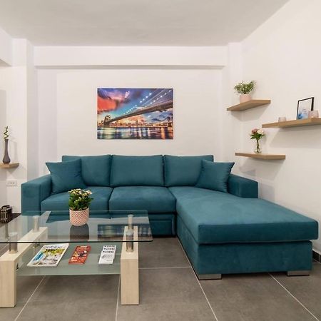 Brand New Aprt With Backyard In Lycabettus Hill ! Daire Atina Dış mekan fotoğraf